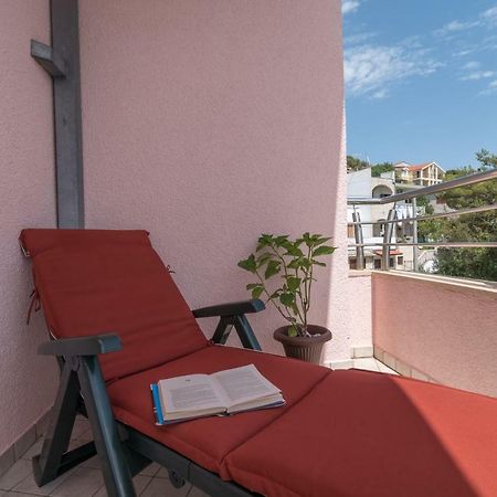 Apartment Sea View Трогір Екстер'єр фото
